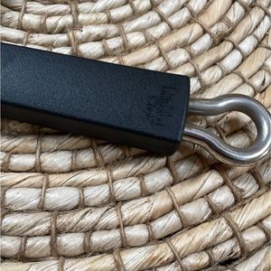 Pampered Chef meat lifters